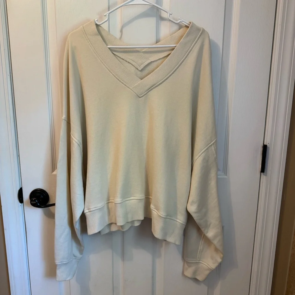 Aerie House Party Toasted Coconut Cream Off-the-Shoulder Vneck Crop Sweatshirt L